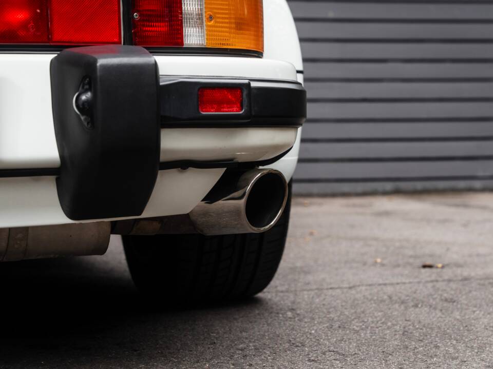 Image 6/50 of Porsche 911 Turbo LE (1989)