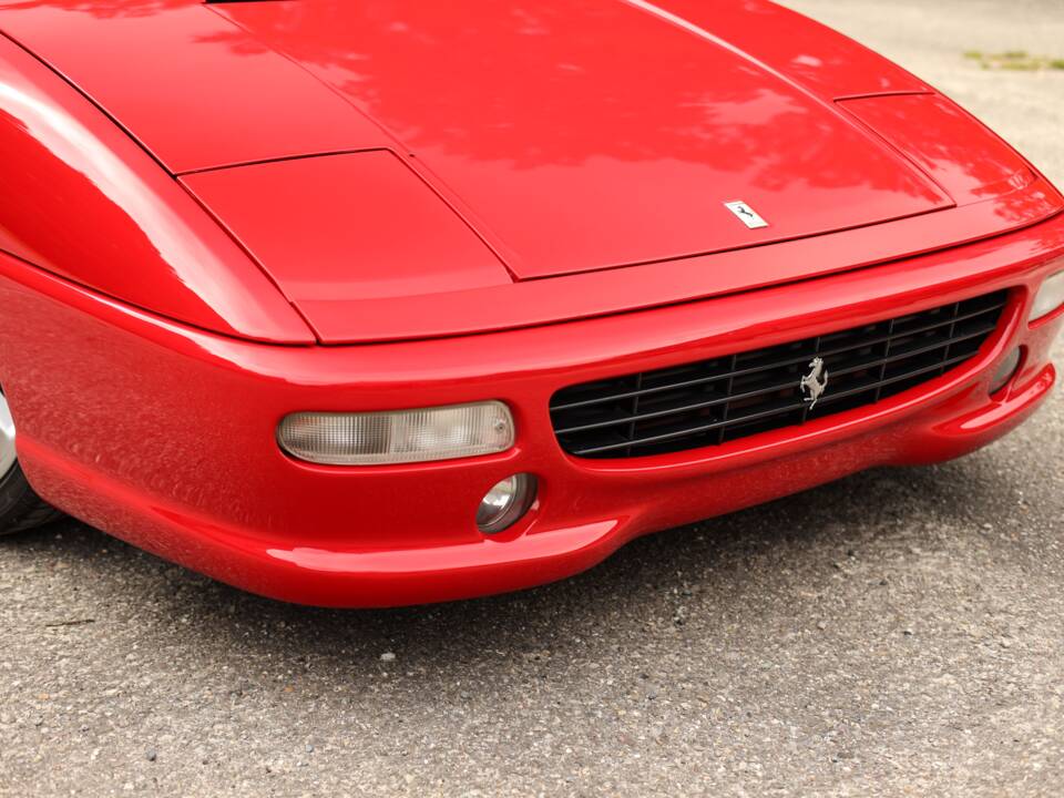 Image 80/93 of Ferrari F 355 Berlinetta (1997)
