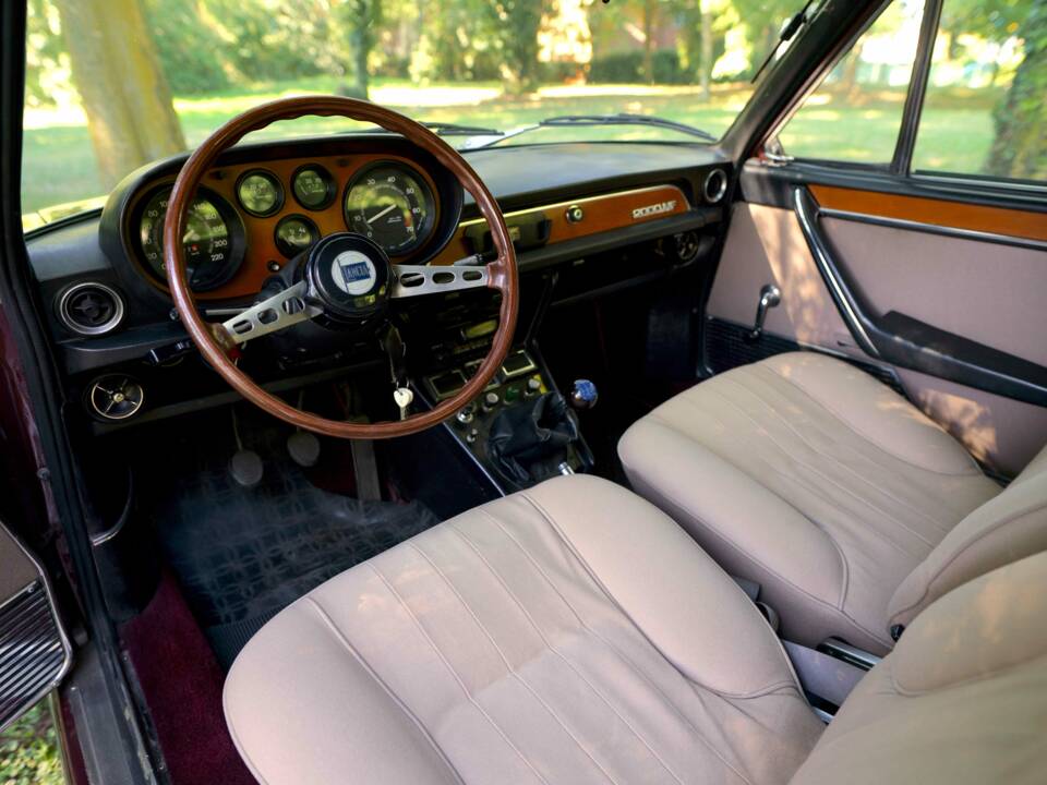 Bild 13/24 von Lancia 2000 Coupe HF (1973)
