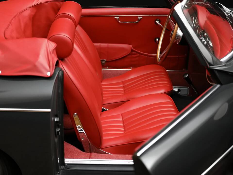 Afbeelding 15/29 van Porsche 356 B 1600 Roadster (1961)