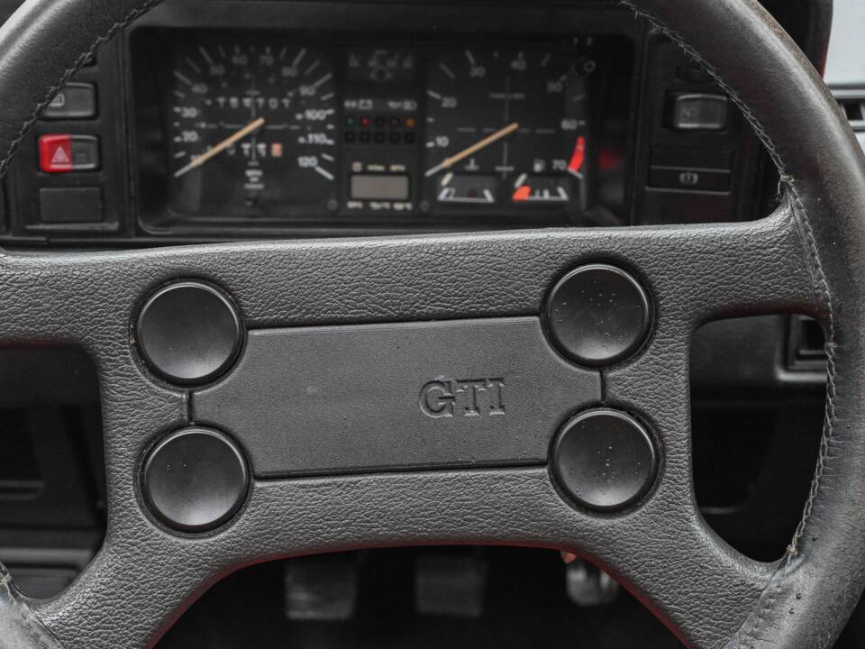 Image 34/50 of Volkswagen Golf Mk II Gti 1.8 (1984)