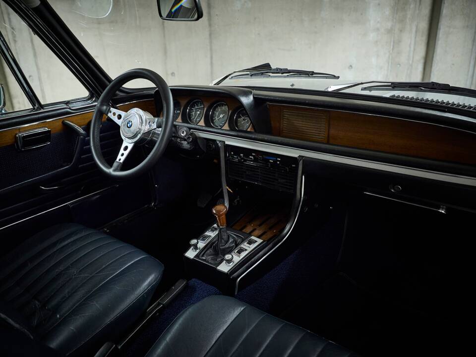 Image 58/100 of BMW 3.0 CSi (1973)