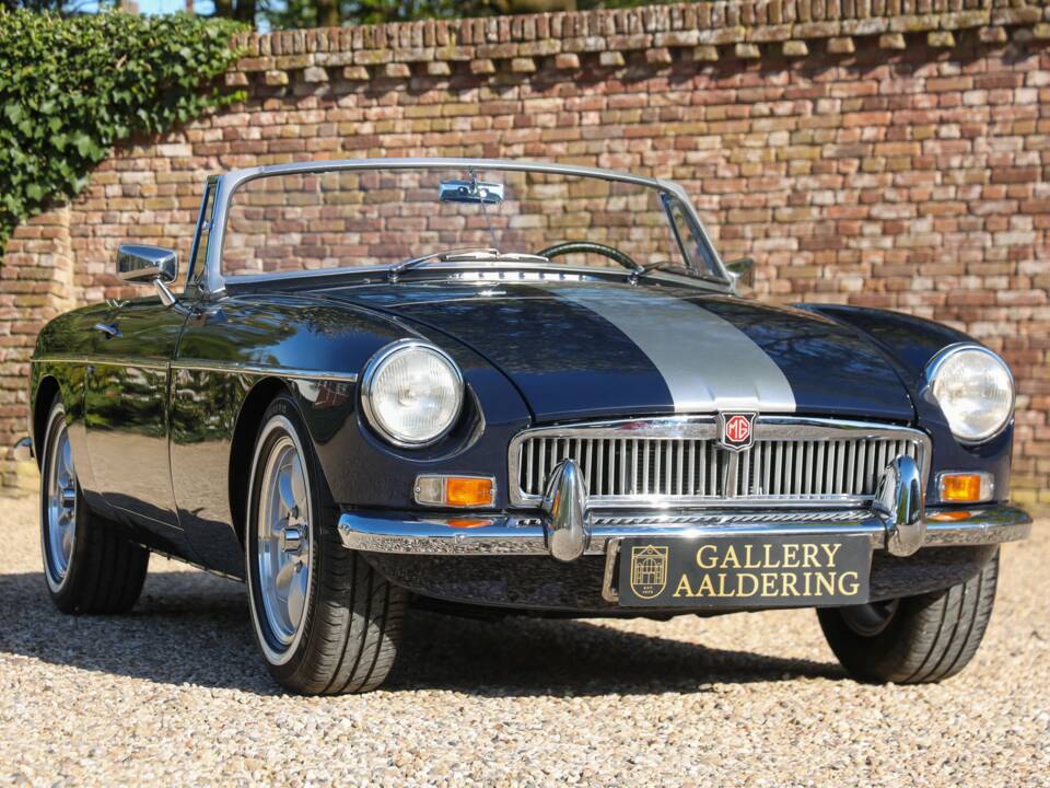 Image 41/50 de MG MGB (1966)