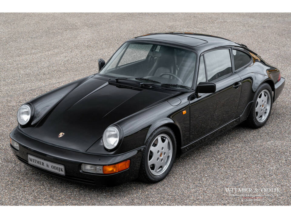 Image 2/28 de Porsche 911 Carrera 4 (1990)