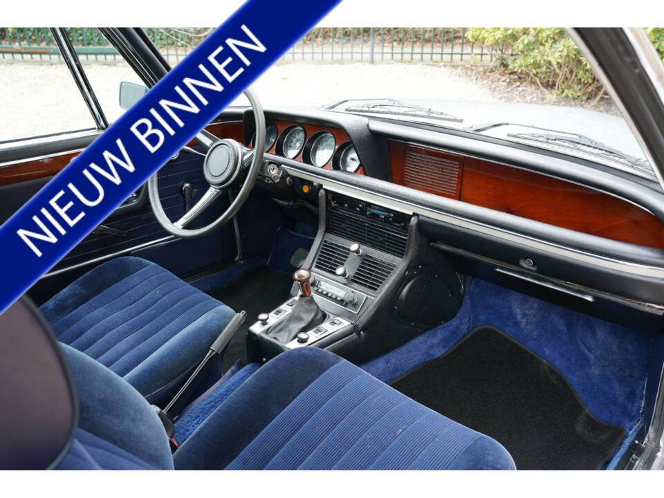 Image 34/50 de BMW 3.0 CSi (1974)