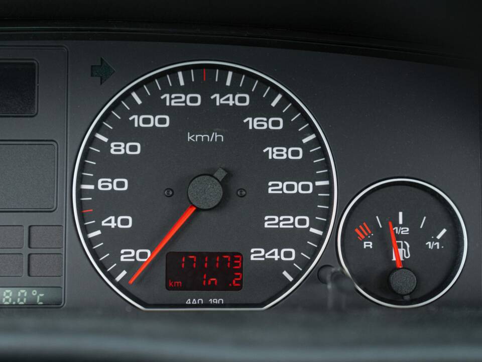 Bild 45/50 von Audi A6 Avant 2.0 quattro (1995)