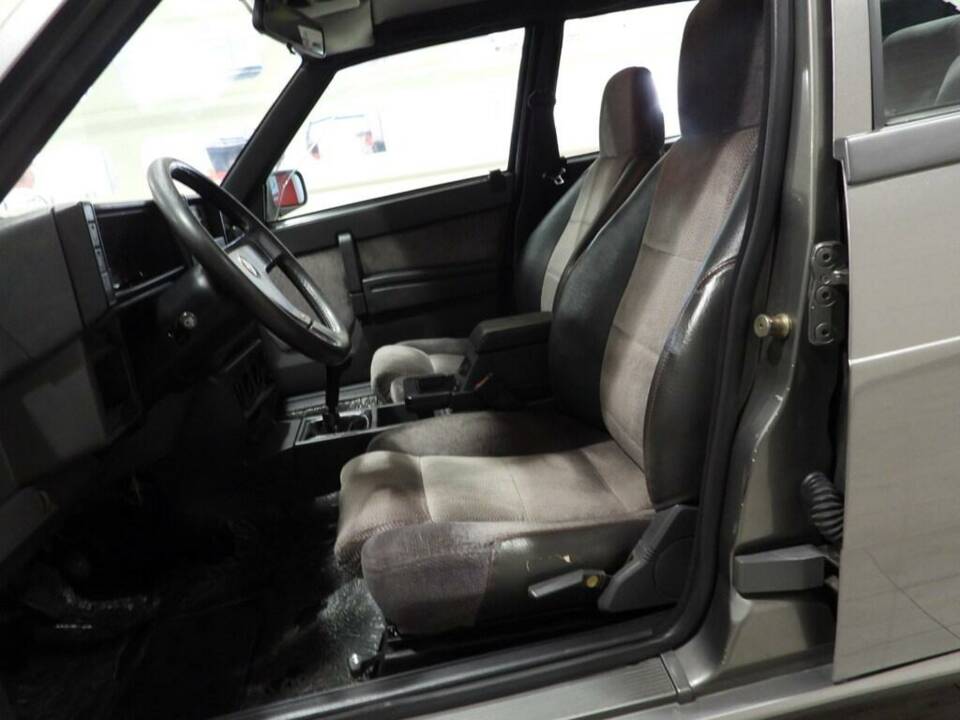 Afbeelding 4/10 van Alfa Romeo 75 1.8 Turbo (1988)