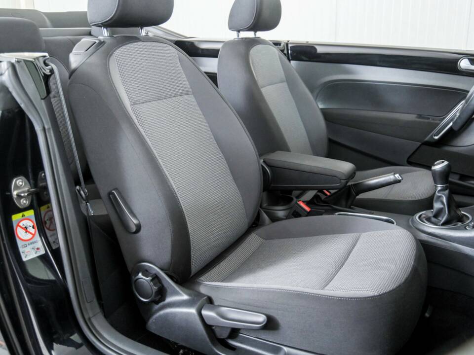 Image 36/50 de Volkswagen Beetle 1.2 TSI (2014)