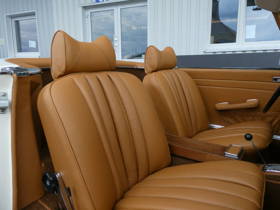 Bild 14/30 von Mercedes-Benz 280 SL (1970)