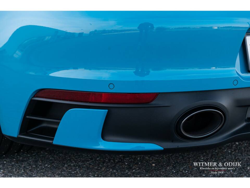 Image 18/42 of Porsche 911 Carrera (2020)