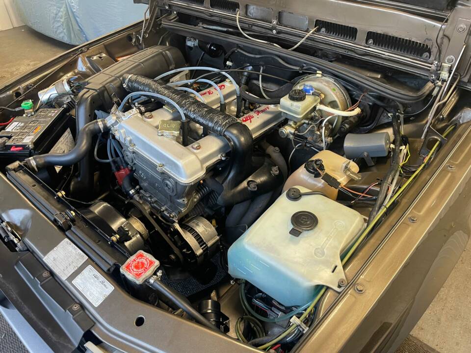 Image 11/20 of Alfa Romeo Giulietta 1.8 (1985)