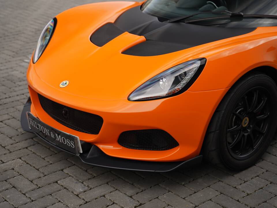 Image 26/50 of Lotus Elise Cup 250 (2019)