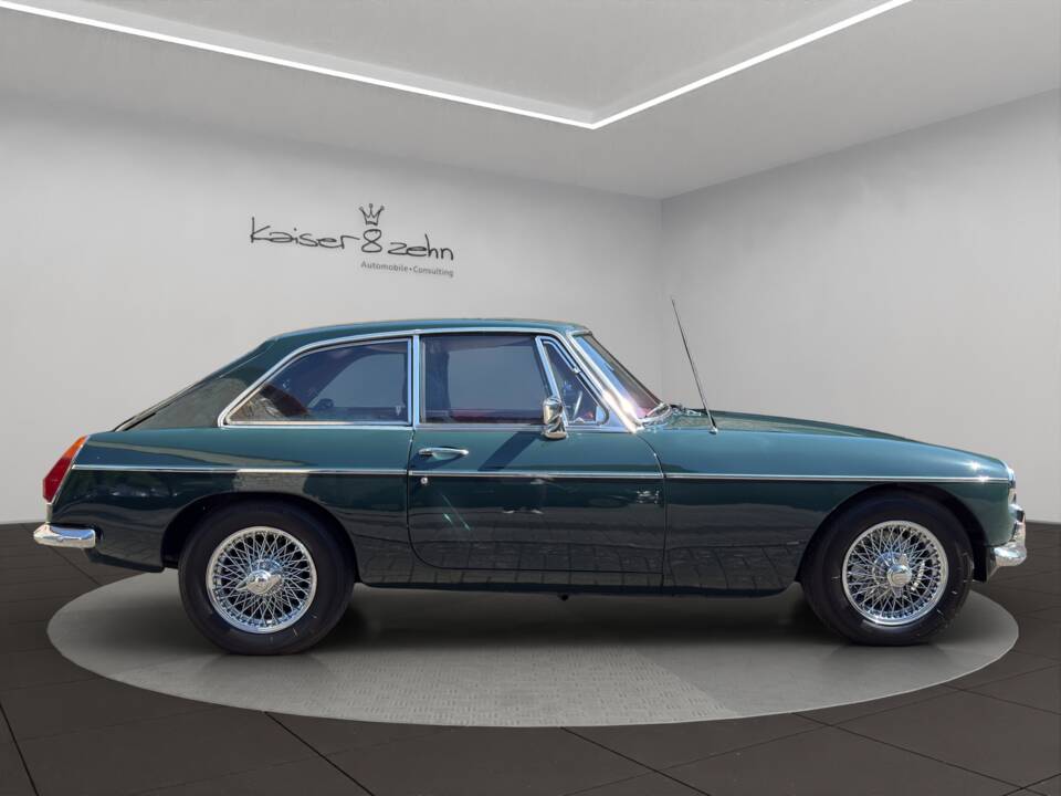 Image 5/23 de MG MGB GT (1972)