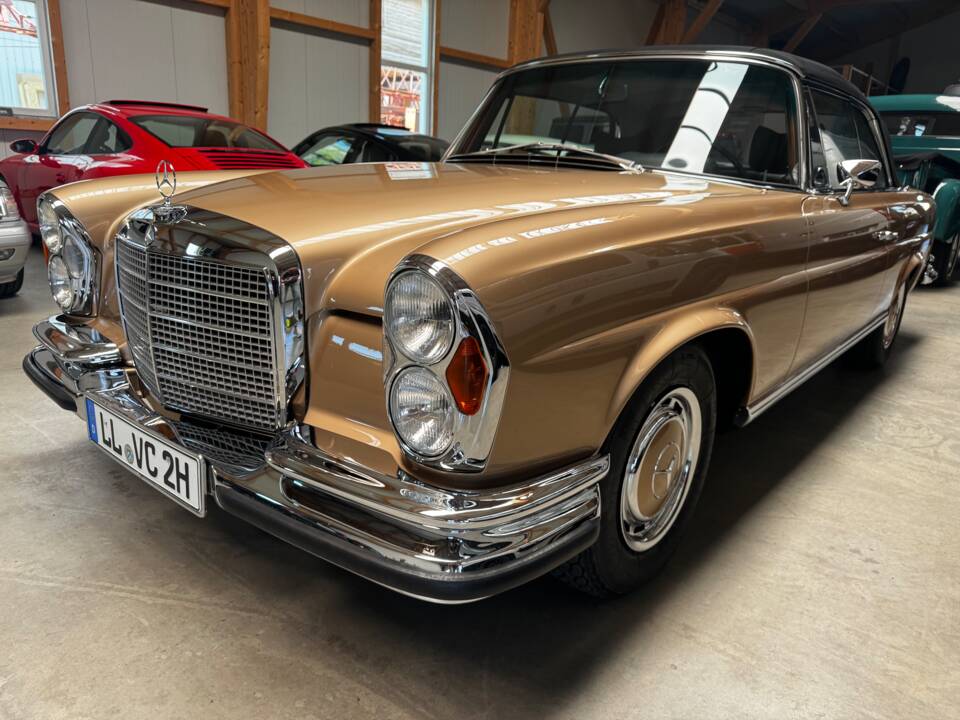Imagen 2/26 de Mercedes-Benz 280 SE (1969)