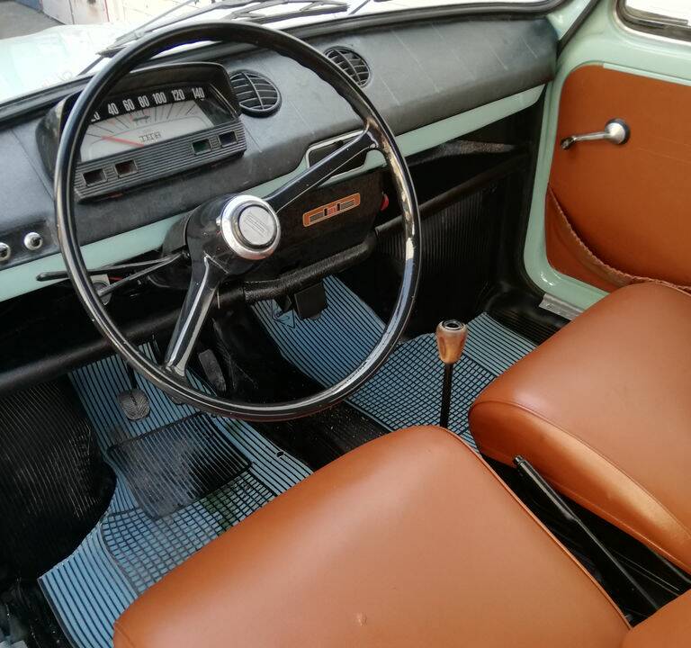 Image 7/8 of FIAT 850 (1969)