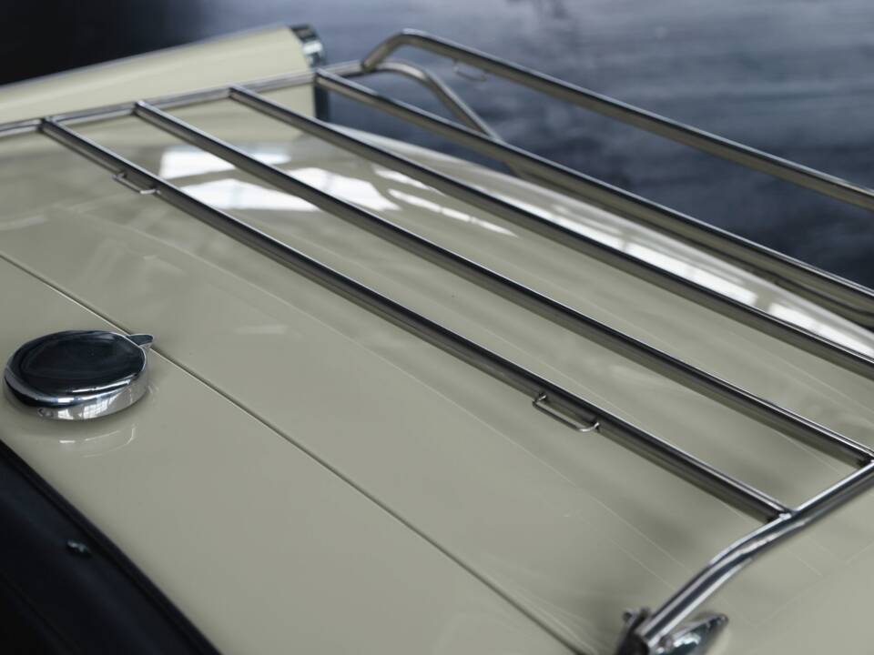 Bild 38/44 von Triumph TR 250 (1968)