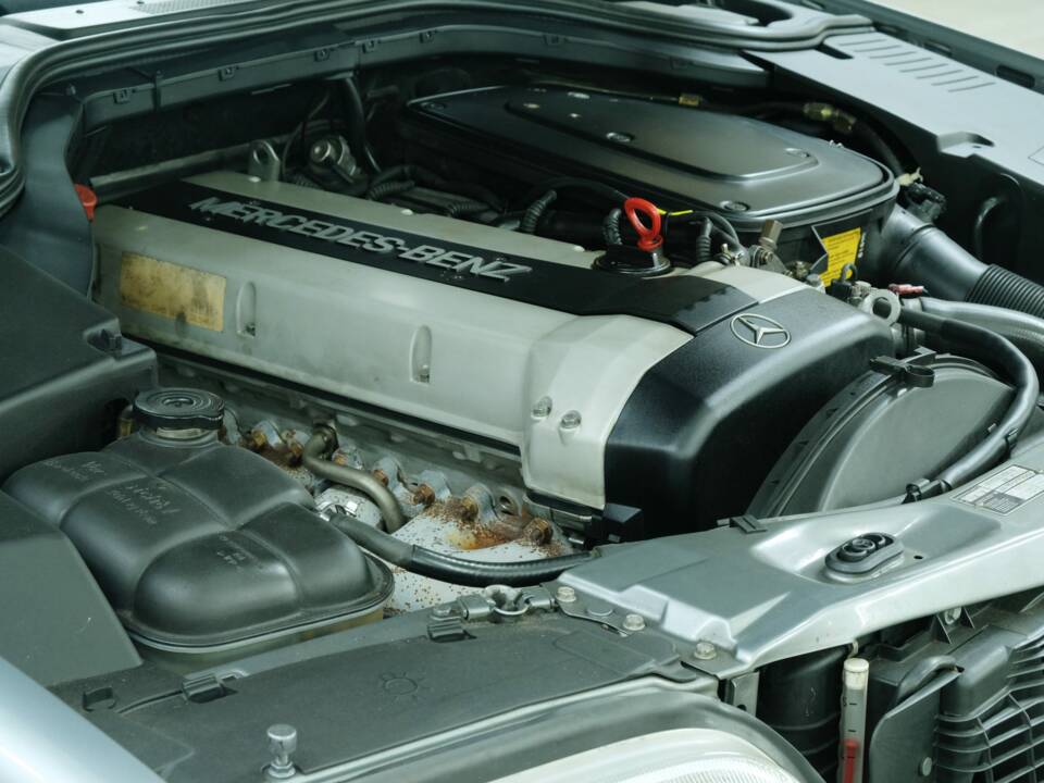 Bild 20/50 von Mercedes-Benz 300 SE (1992)