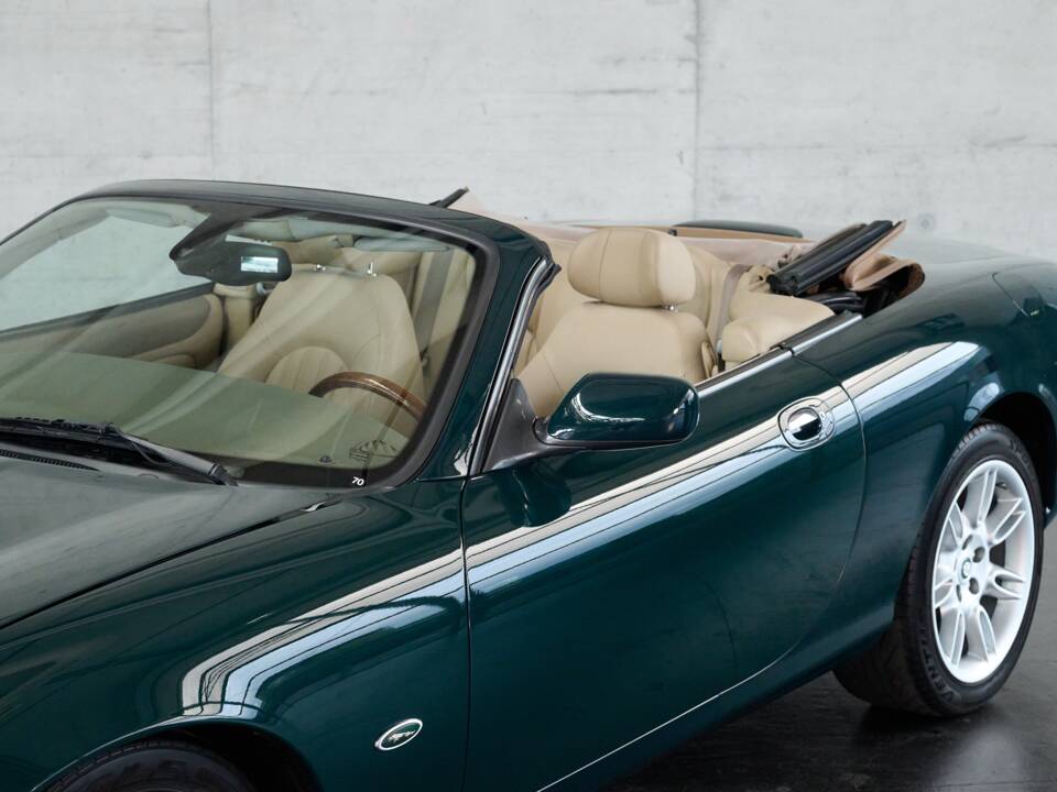Bild 7/50 von Jaguar XK8 4.0 (2002)