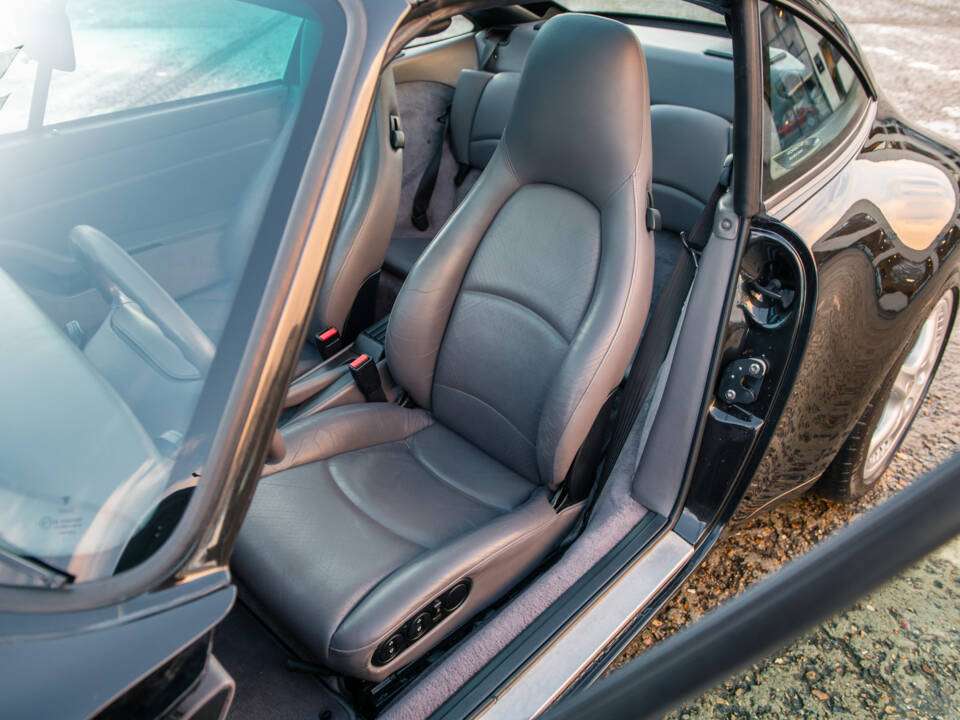 Bild 14/22 von Porsche 911 Carrera (1997)