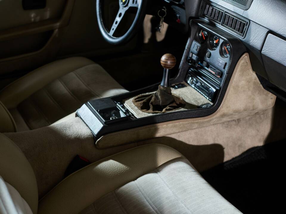 Imagen 38/96 de Porsche 924 S (1986)