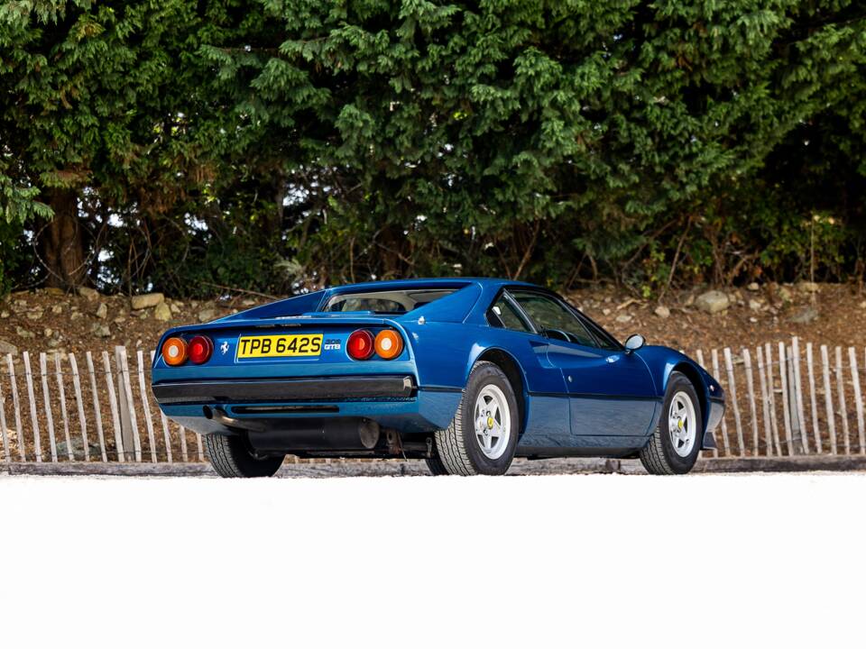 Bild 13/50 von Ferrari 308 GTB (1978)