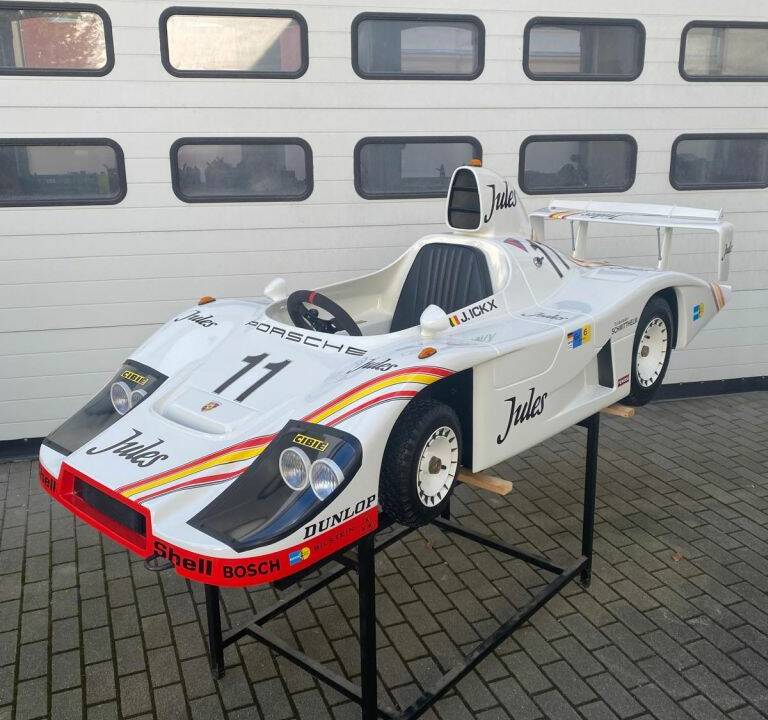 Immagine 4/68 di Porsche 936 Junior (1981)