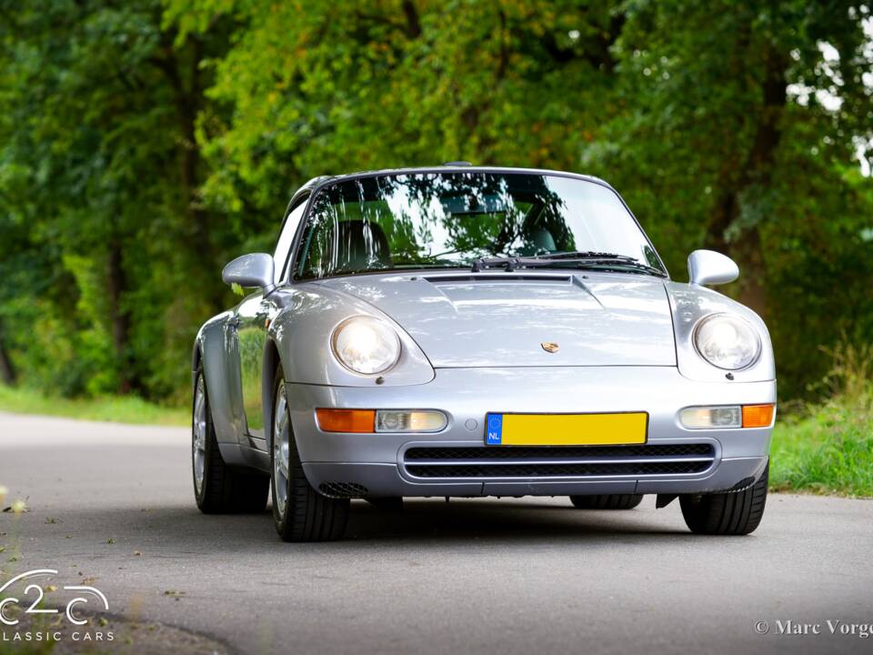 Image 28/63 of Porsche 911 Carrera (1996)
