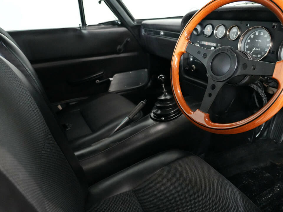 Image 30/32 of Mazda 110 S Cosmo Sport (1968)