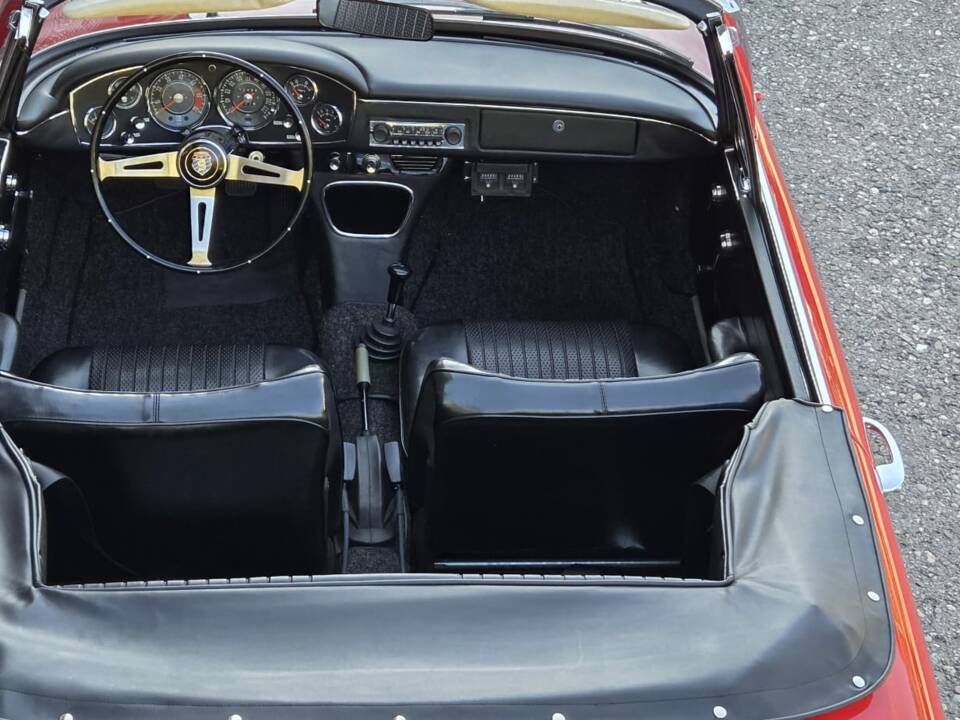 Image 11/11 of Glas 1700 GT (1965)