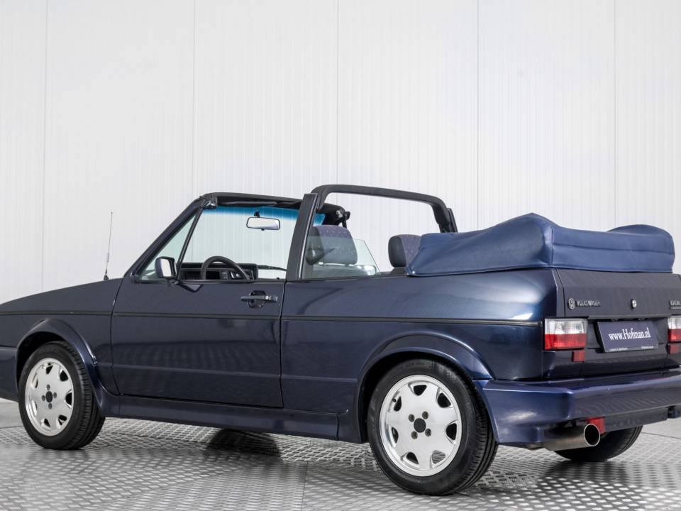 Bild 8/50 von Volkswagen Golf Mk I Convertible 1.8 (1992)