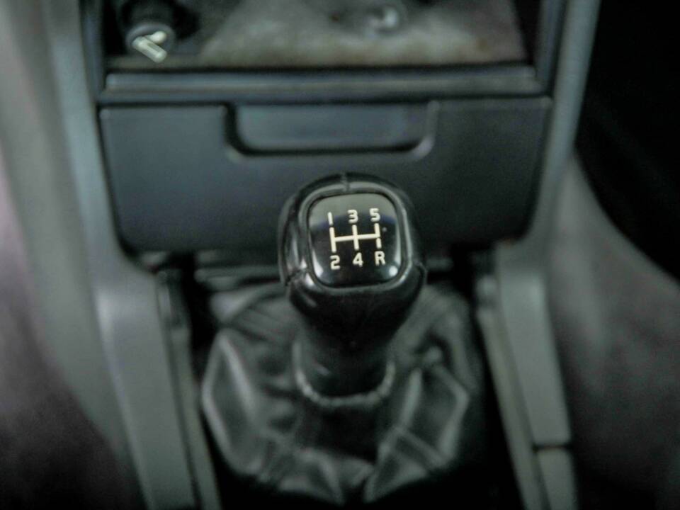 Bild 33/50 von Volvo 940 2.3i (1996)