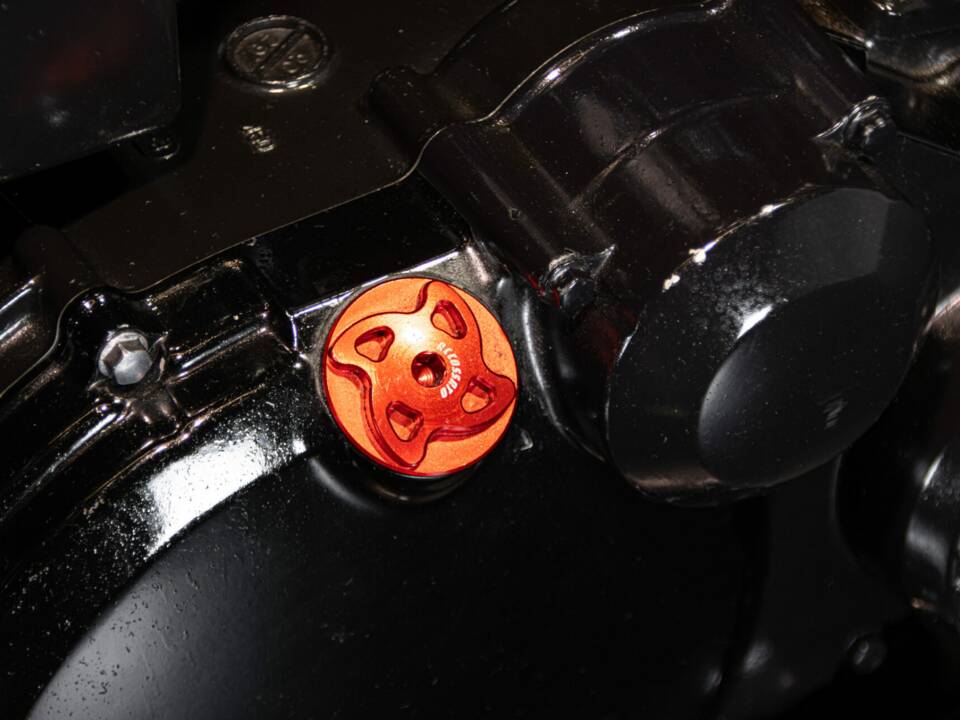 Bild 27/50 von Kawasaki DUMMY (2000)