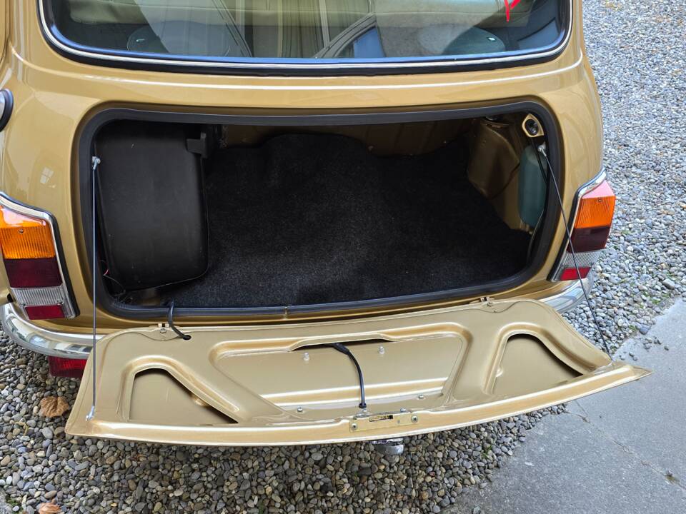 Immagine 8/32 di Mini Cooper 1.3i MPI (2000)