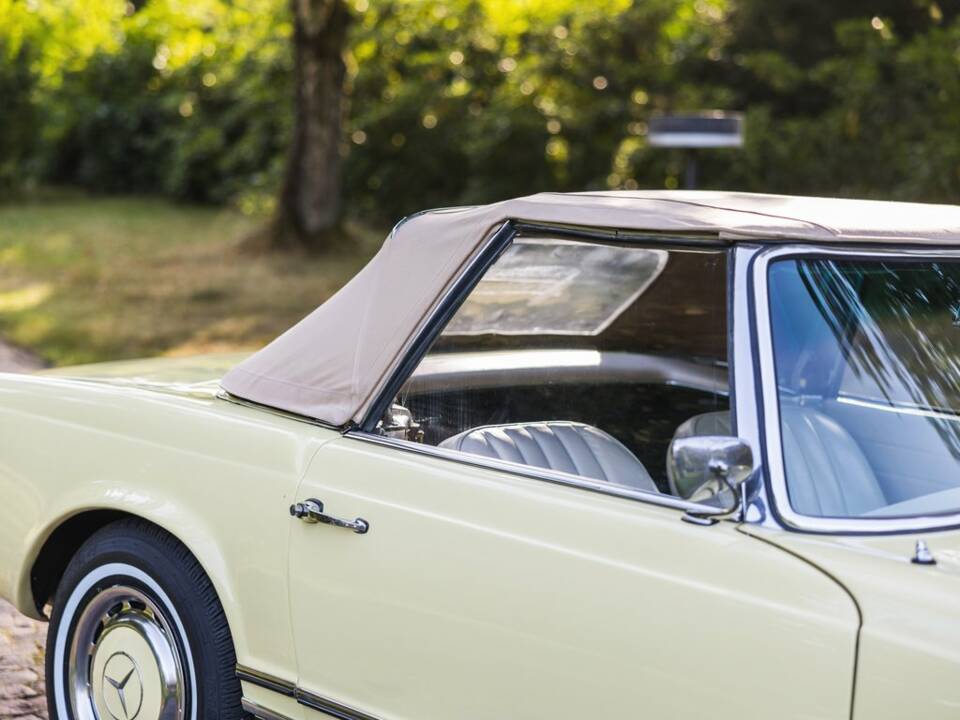 Image 5/8 of Mercedes-Benz 230 SL (1964)