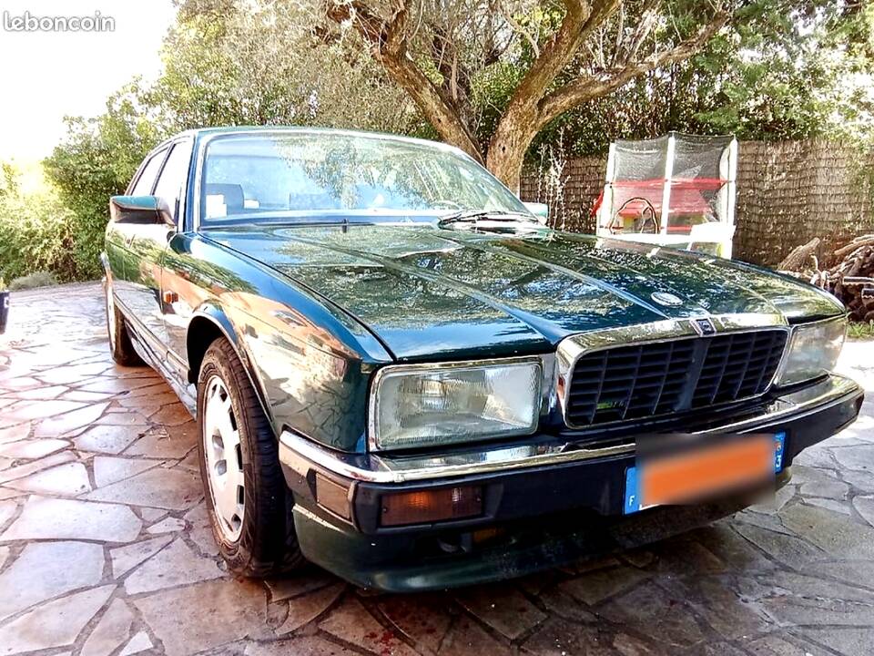 Bild 40/51 von Jaguar XJR 4.0 Sport (1991)