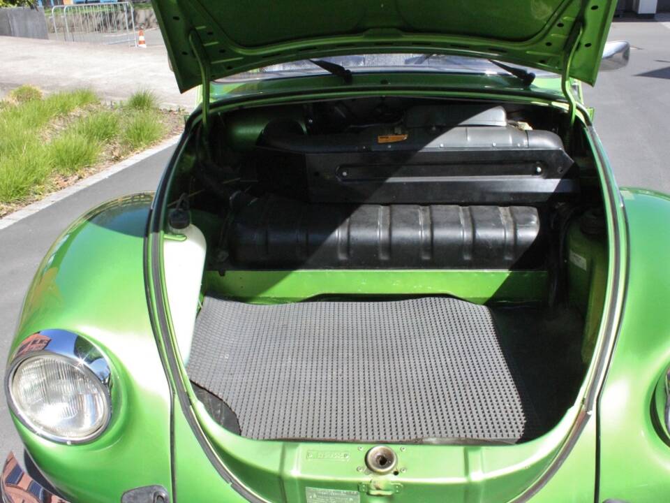 Bild 12/19 von Volkswagen Käfer 1303 LS (1976)