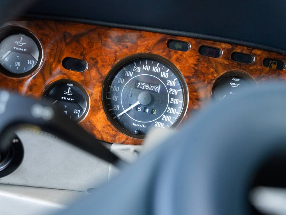 Bild 12/33 von Aston Martin V8 Vantage Volante (1987)