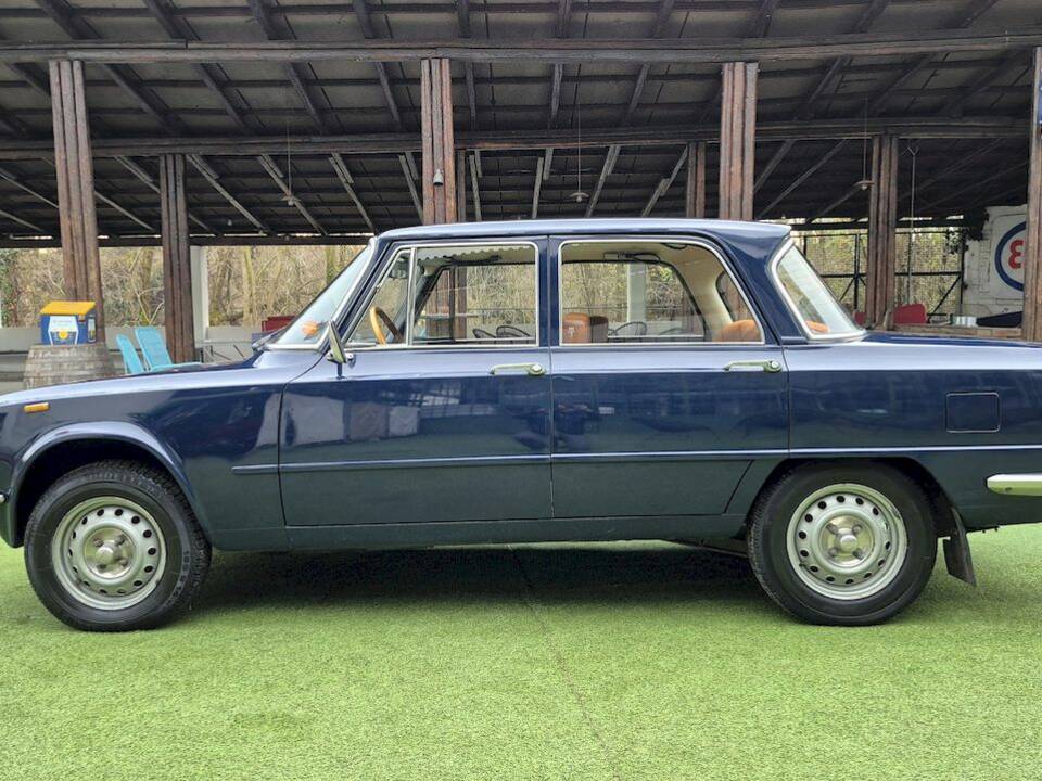 Imagen 3/67 de Alfa Romeo Giulia Nuova Super 1600 (1977)