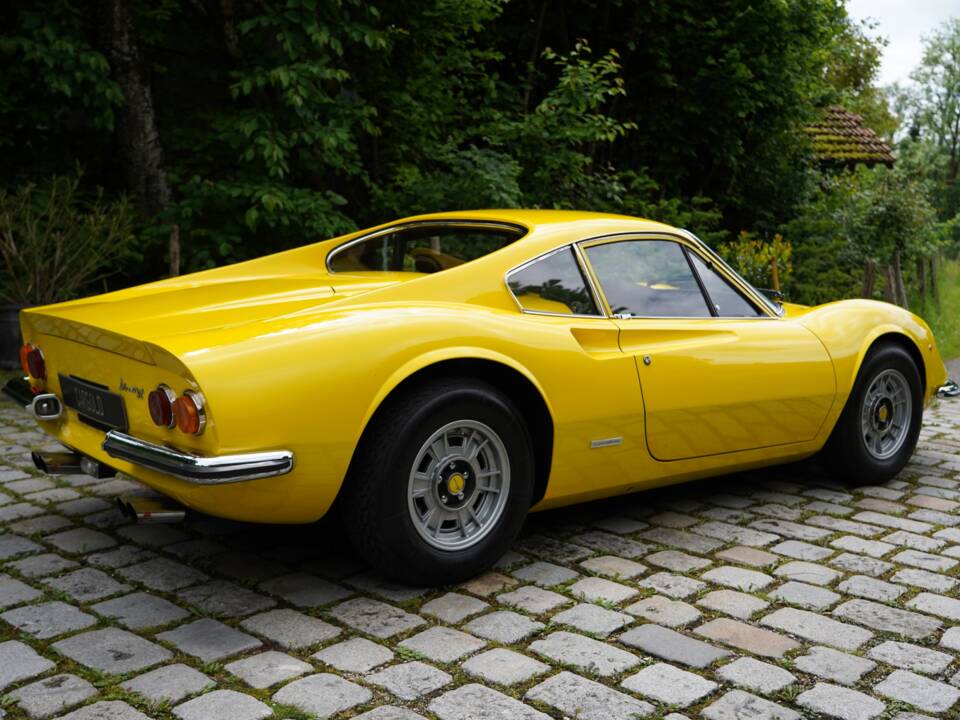 Image 7/16 of Ferrari Dino 246 GT (1971)