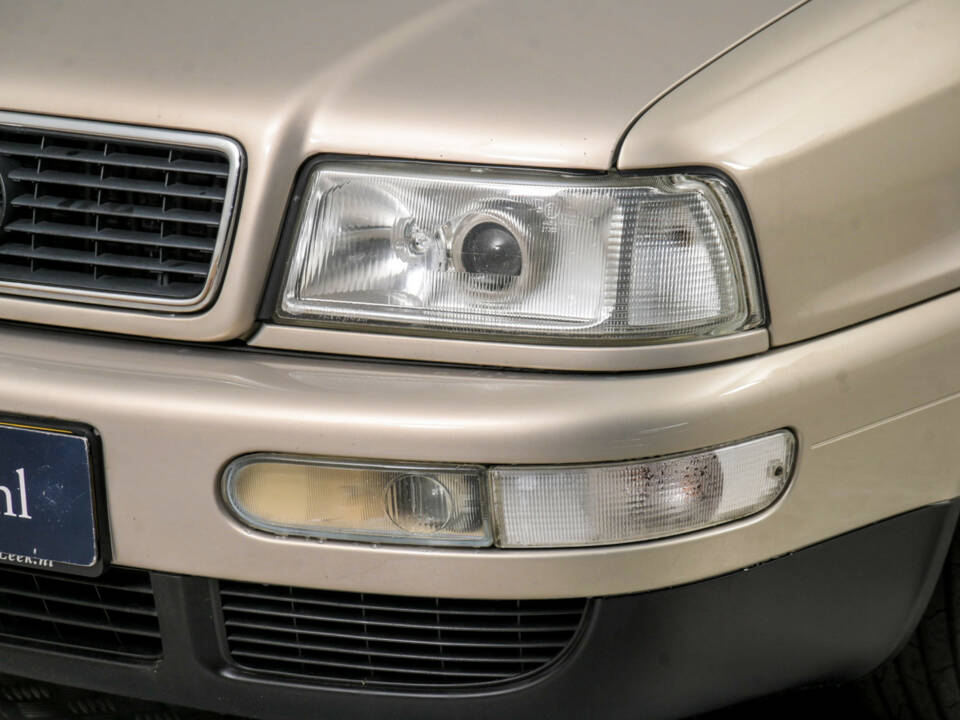 Image 22/50 of Audi Cabriolet 1.8 (2000)