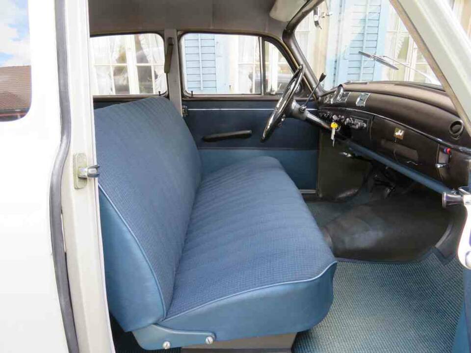 Imagen 7/19 de Mercedes-Benz 180 b (1960)