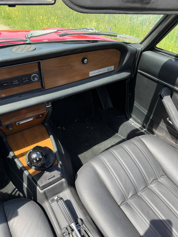 Image 16/51 of FIAT 124 Spider CS2 (1982)