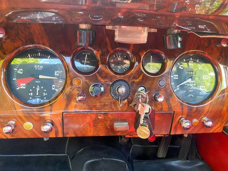 Image 43/50 of Jaguar Mk IV 3,5 Litre (1951)