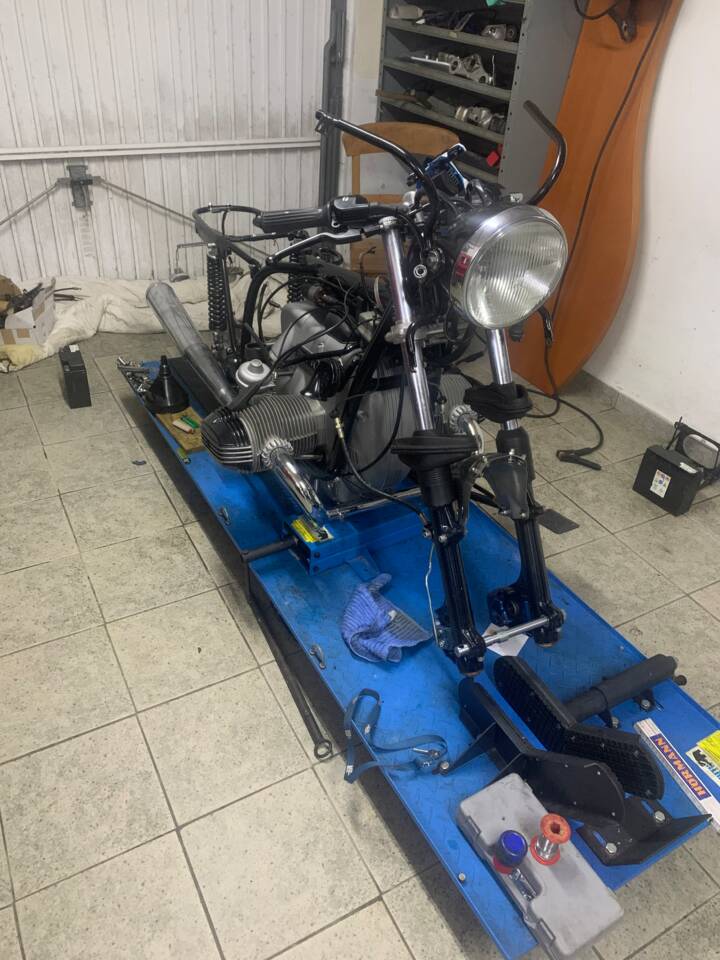 Image 51/87 of BMW R 100 RS (1977)