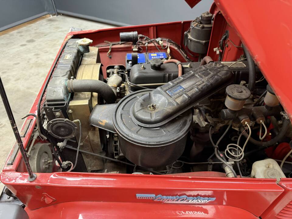 Immagine 24/50 di Toyota Land Cruiser FJ 40 (1975)