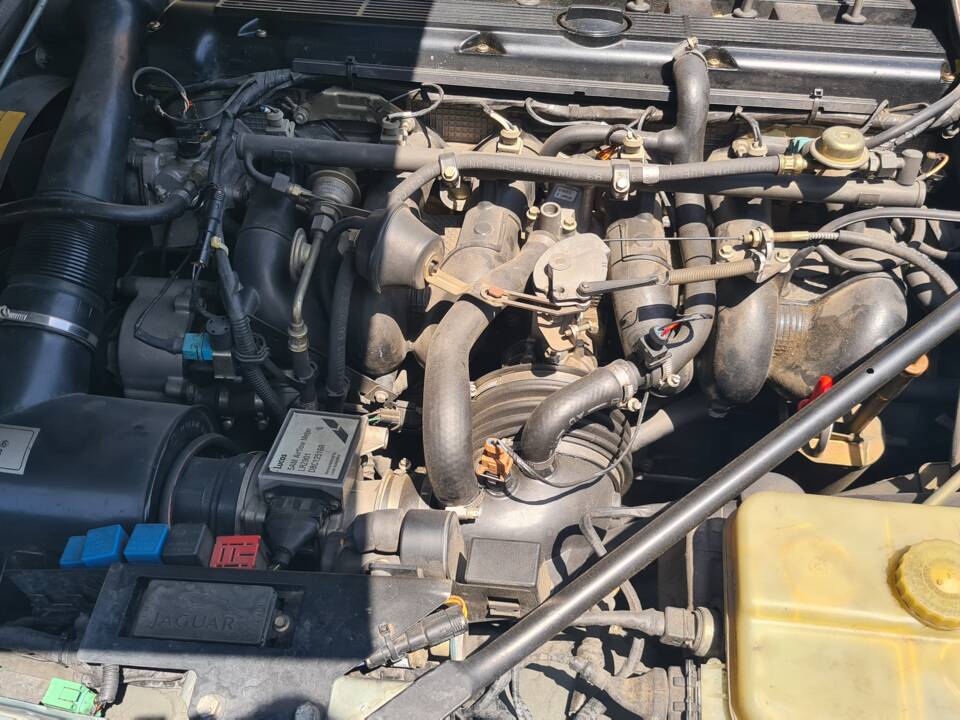 Afbeelding 51/112 van Jaguar XJS 4.0 (1994)