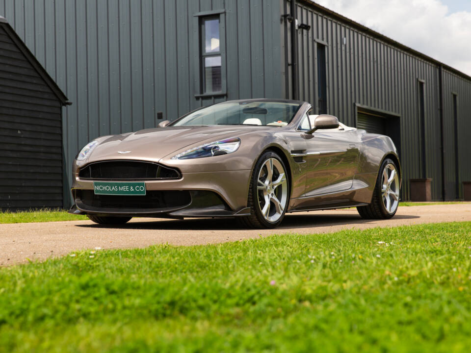 Image 97/97 of Aston Martin Vanquish S Volante (2018)