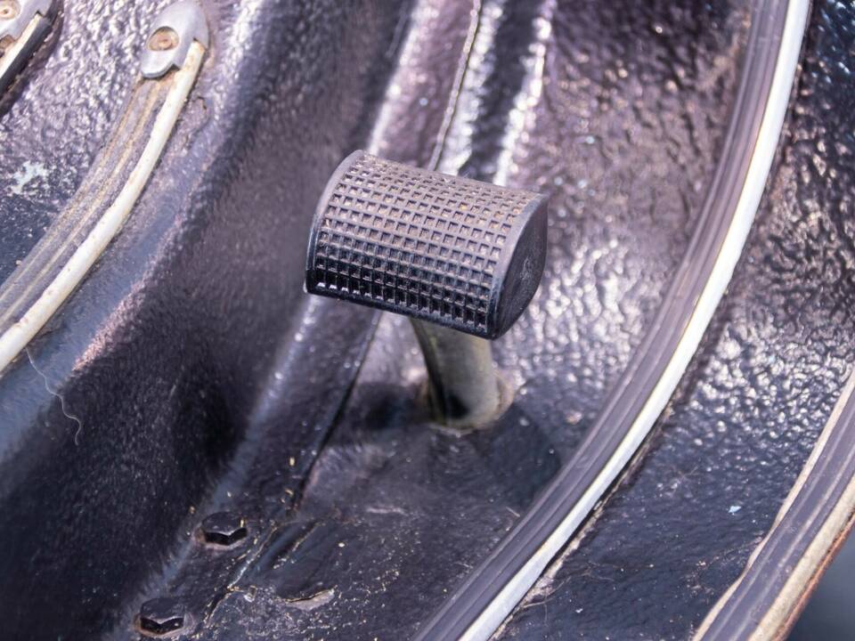 Bild 28/42 von Piaggio Vespa 50 Special (1972)
