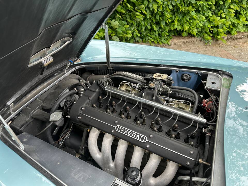 Bild 21/33 von Maserati 3500 GTI Touring (1961)