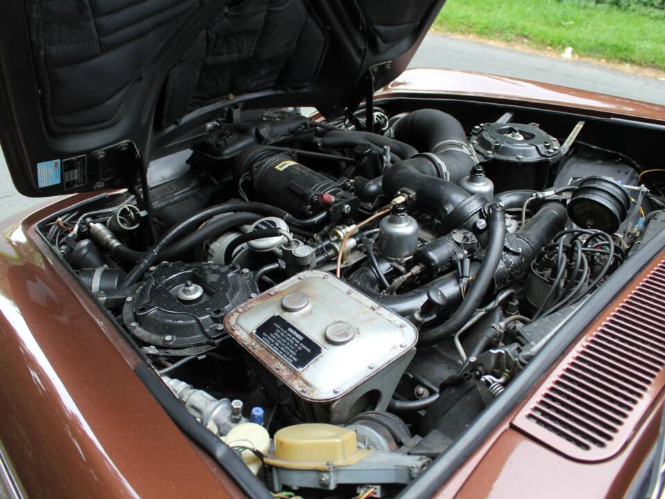 Image 19/20 of Rolls-Royce Silver Shadow II (1980)